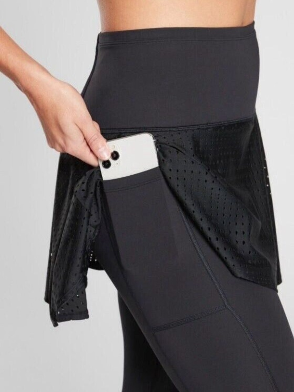 Athleta A Game 2 in 1 Crop Black Skirt Leggings Activewear Women’s Size Large - Picture 3 of 9